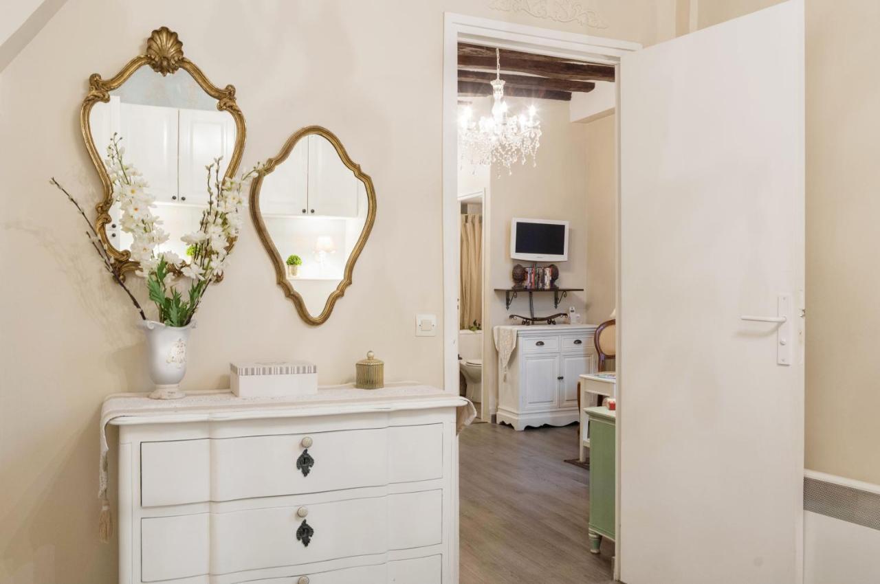 Le Jardin Du Marais Apartment Paris Luaran gambar